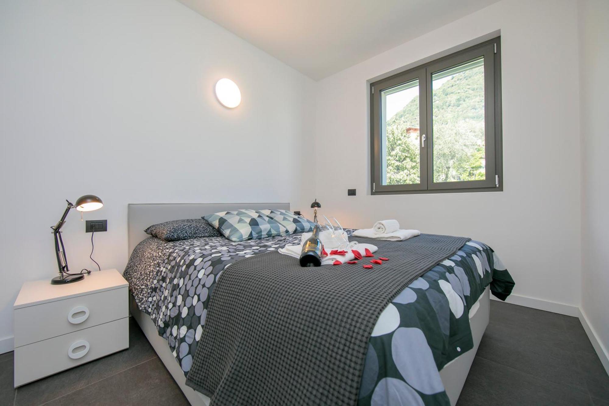 Sant' Agata Bellavista Apartment Ossuccio Bagian luar foto